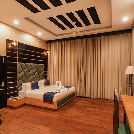 Zip By Spree Hotels Bella Heights Mcleodganj ダラムシャーラー エクステリア 写真