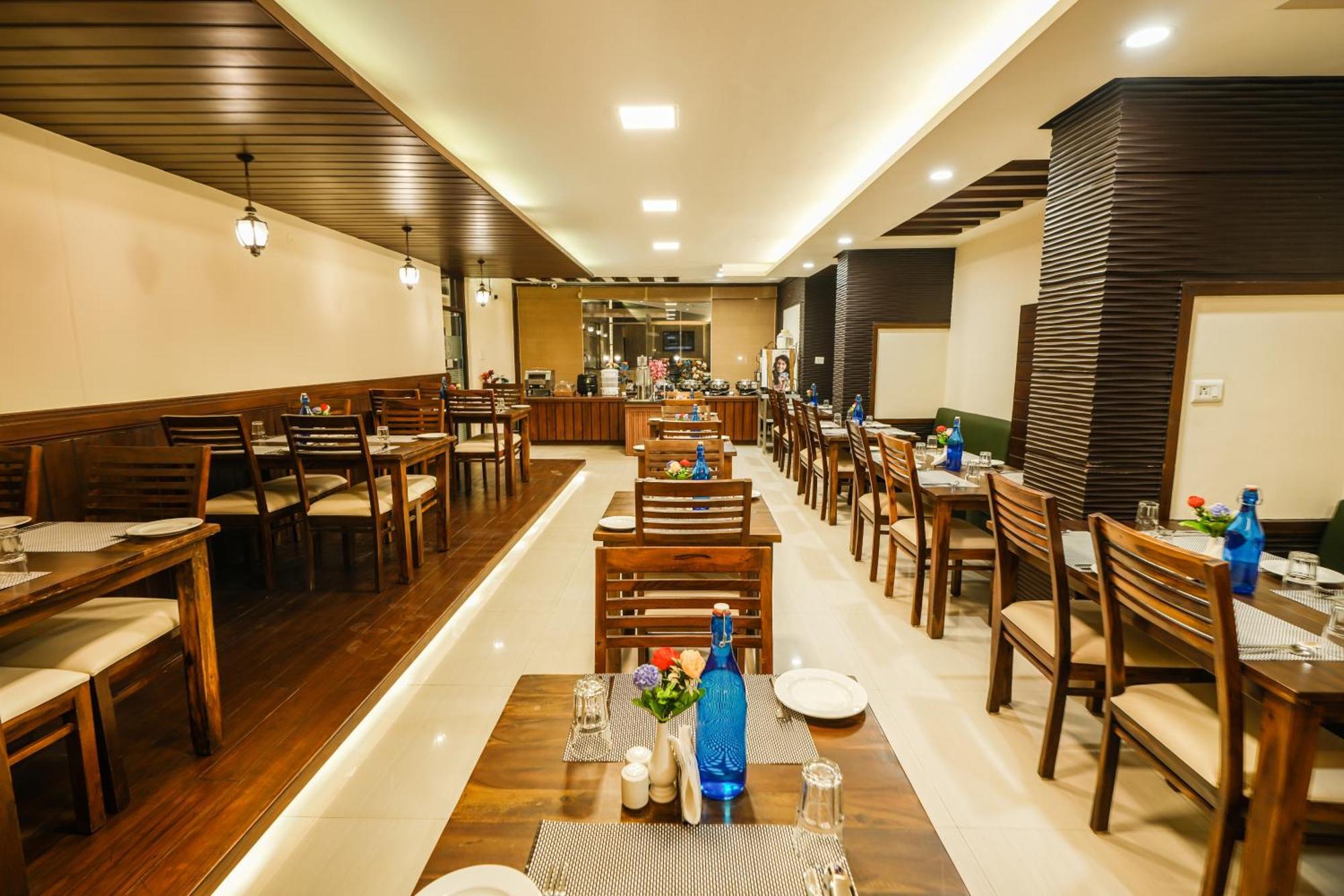 Zip By Spree Hotels Bella Heights Mcleodganj ダラムシャーラー エクステリア 写真