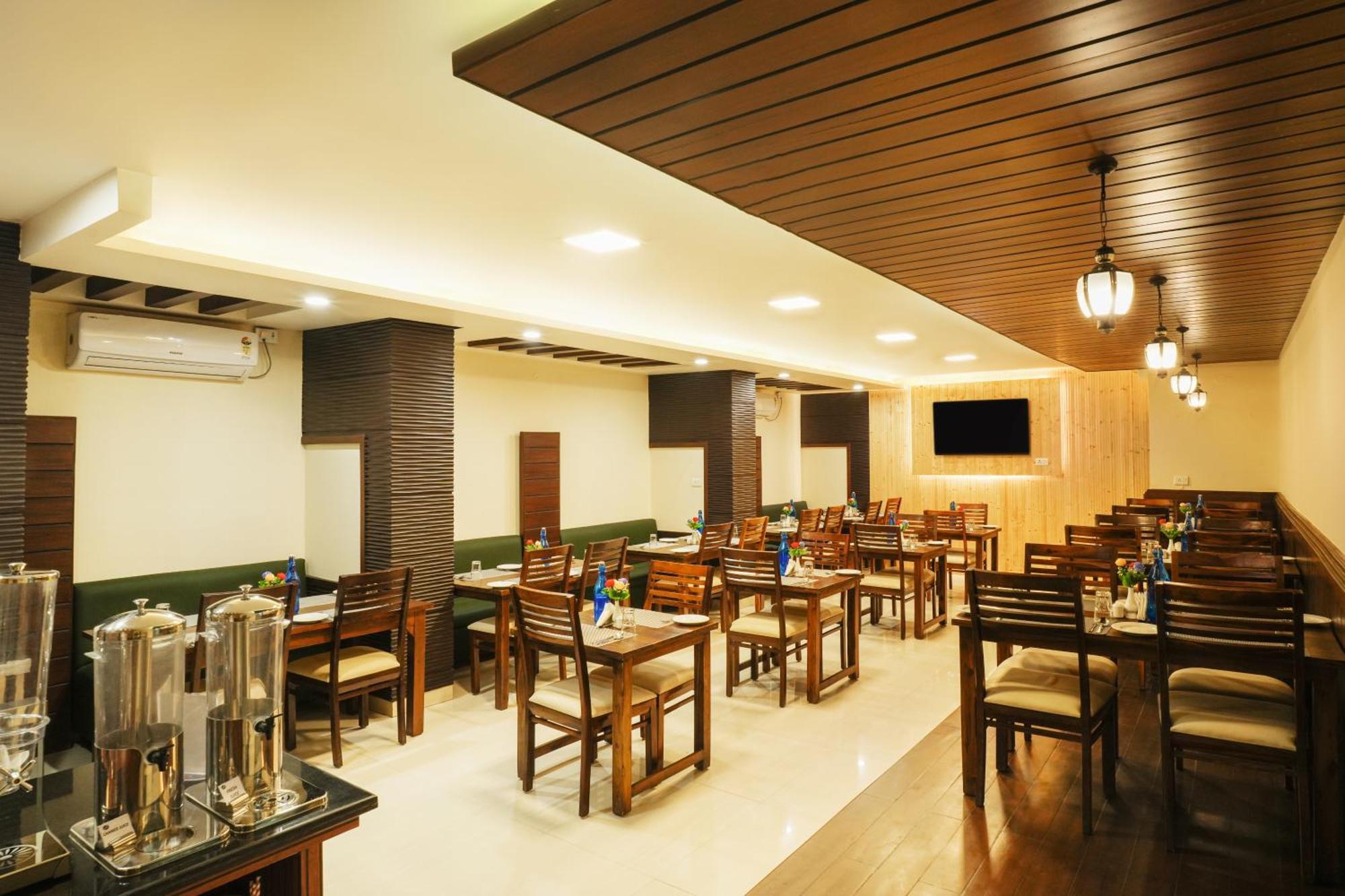 Zip By Spree Hotels Bella Heights Mcleodganj ダラムシャーラー エクステリア 写真