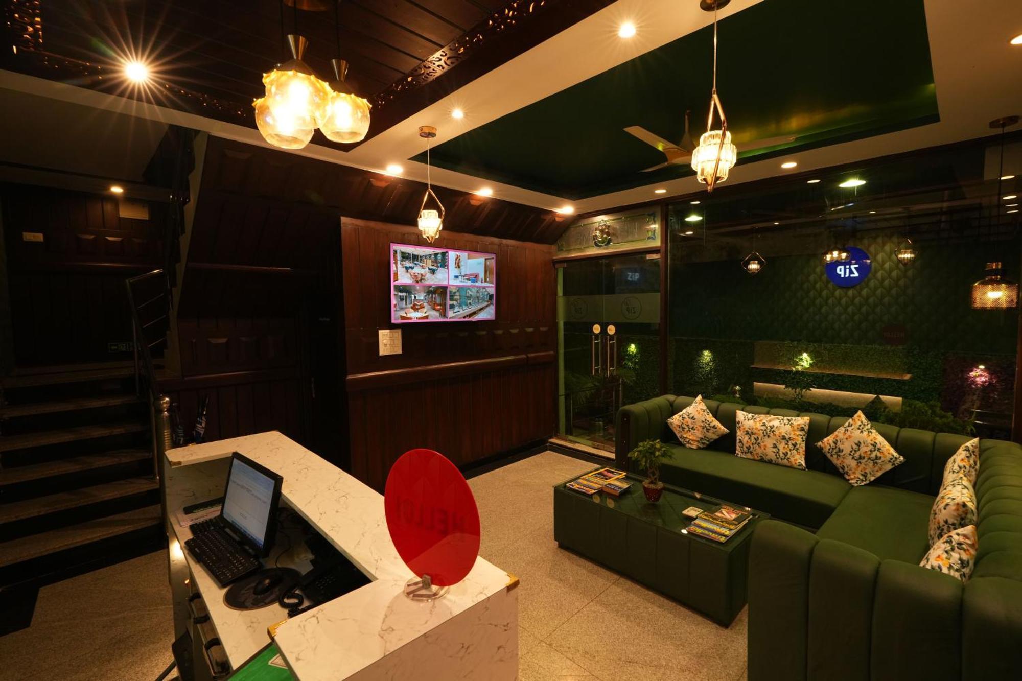 Zip By Spree Hotels Bella Heights Mcleodganj ダラムシャーラー エクステリア 写真