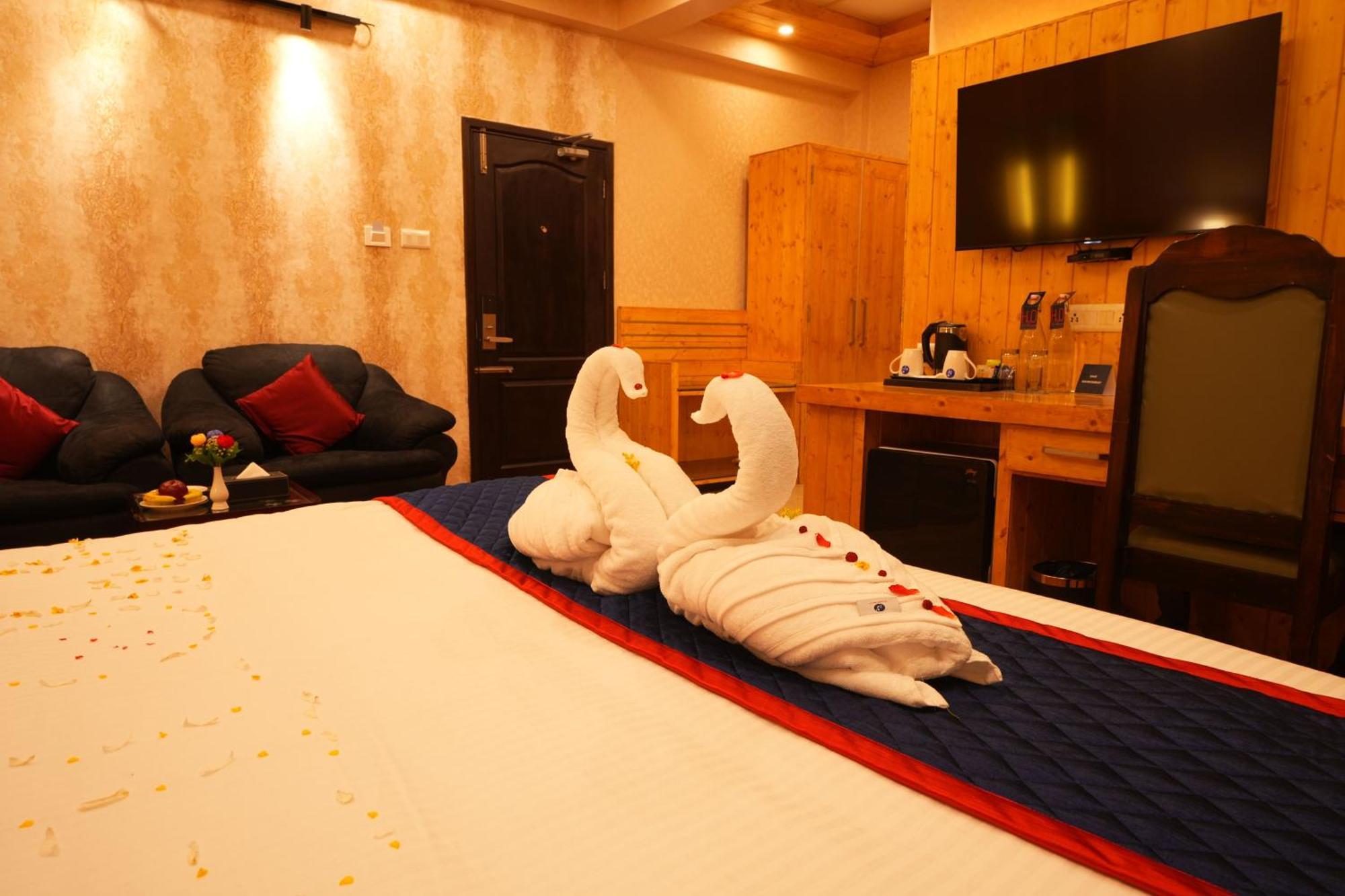 Zip By Spree Hotels Bella Heights Mcleodganj ダラムシャーラー エクステリア 写真