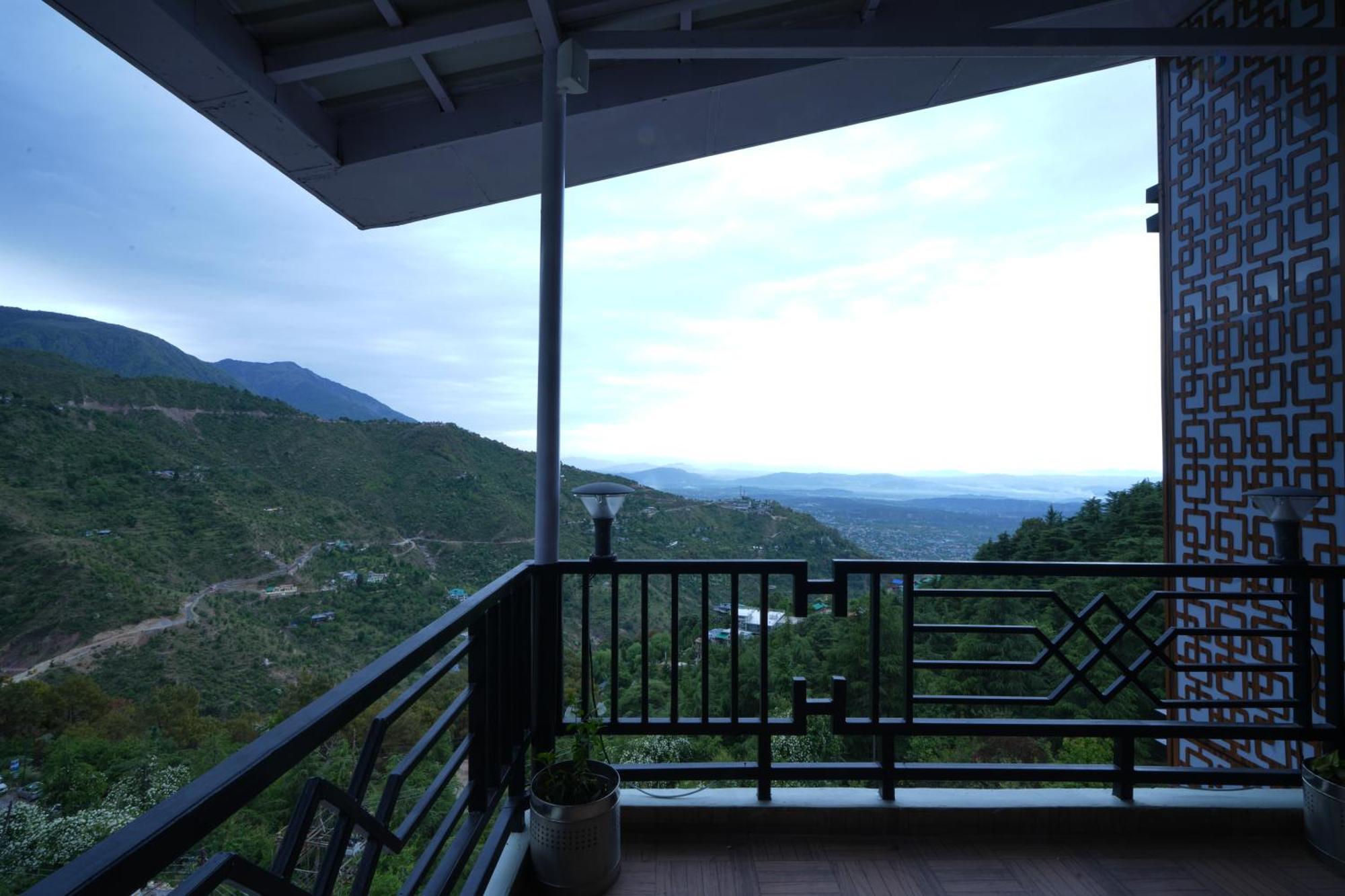 Zip By Spree Hotels Bella Heights Mcleodganj ダラムシャーラー エクステリア 写真