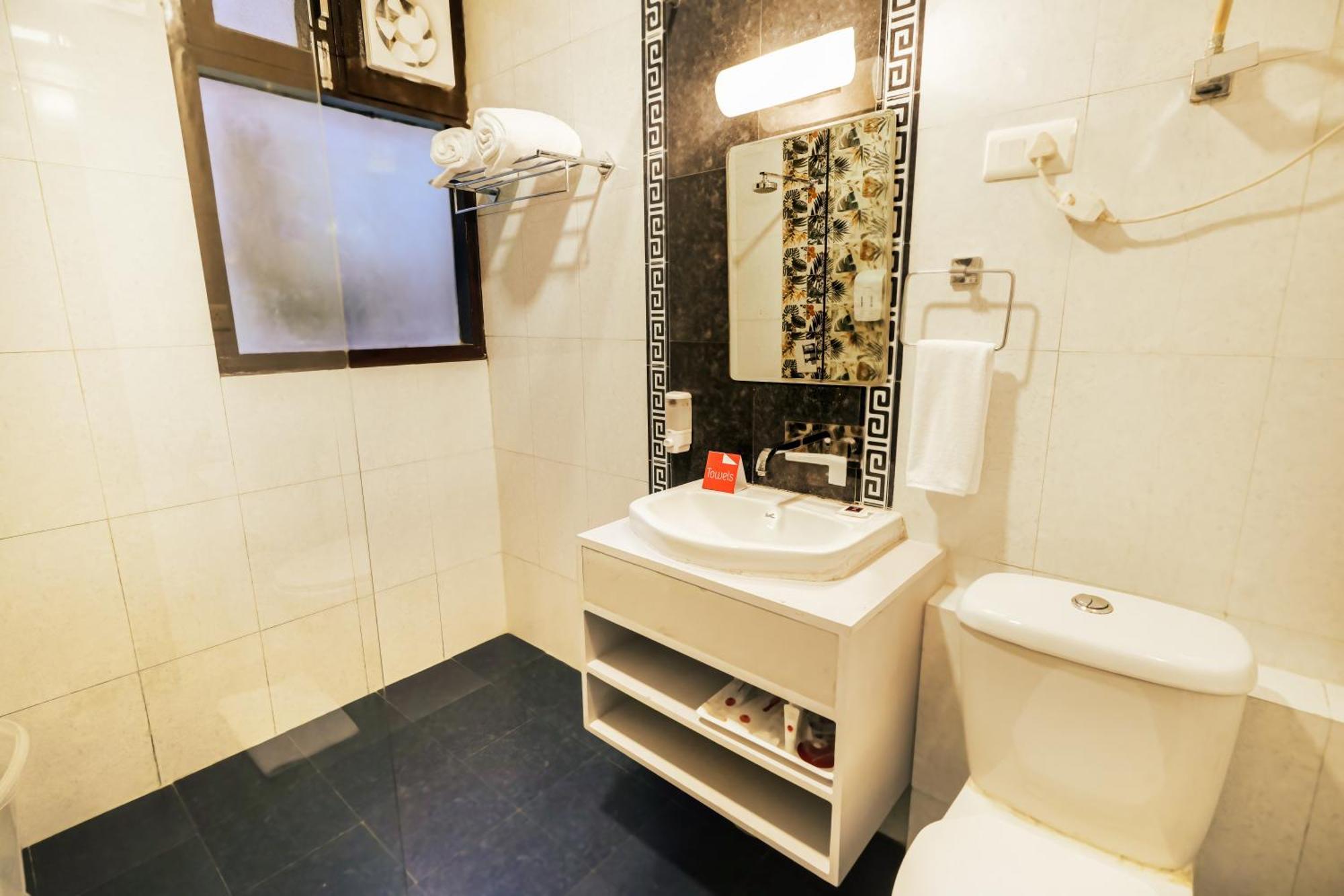 Zip By Spree Hotels Bella Heights Mcleodganj ダラムシャーラー エクステリア 写真