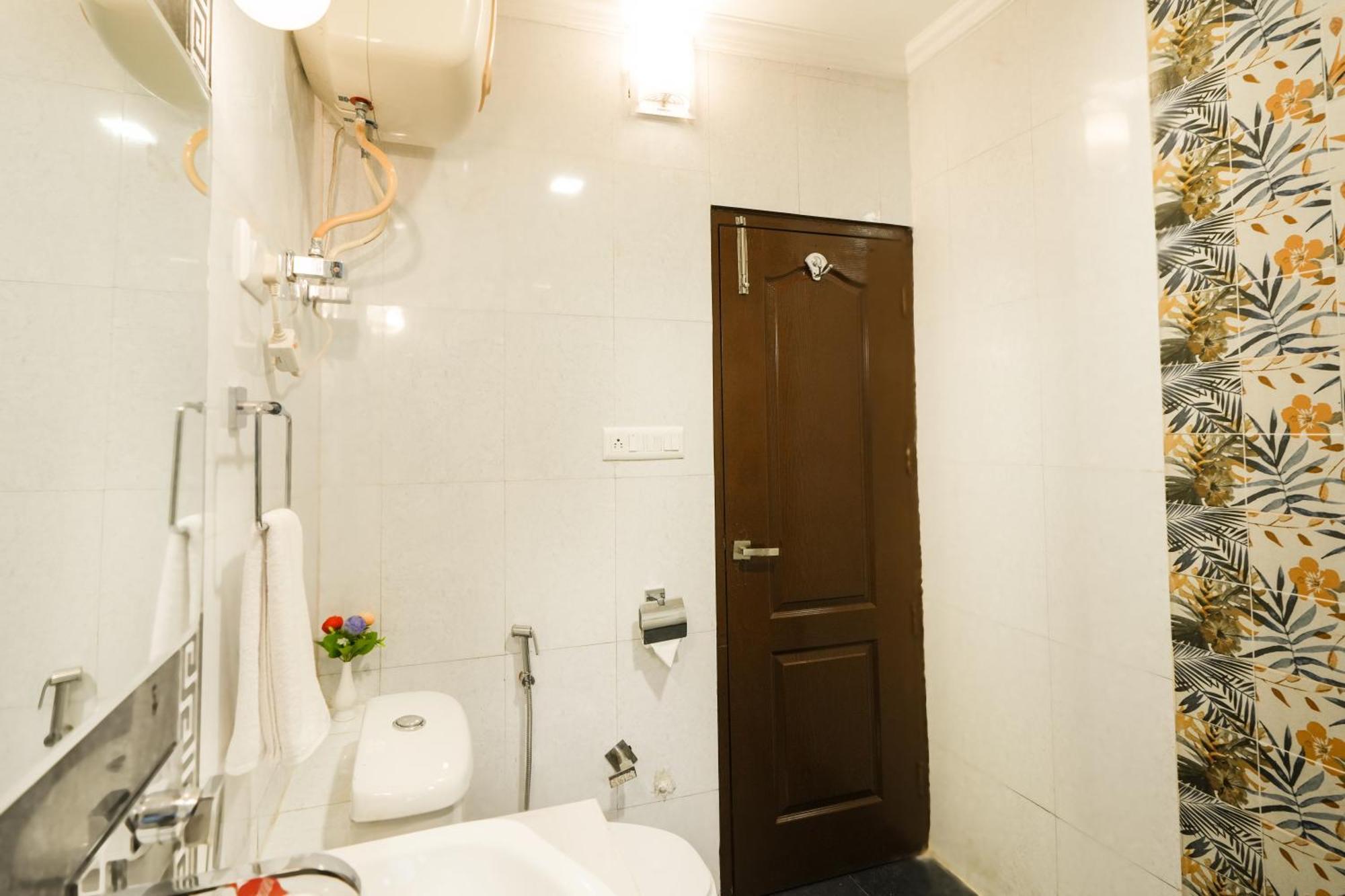 Zip By Spree Hotels Bella Heights Mcleodganj ダラムシャーラー エクステリア 写真